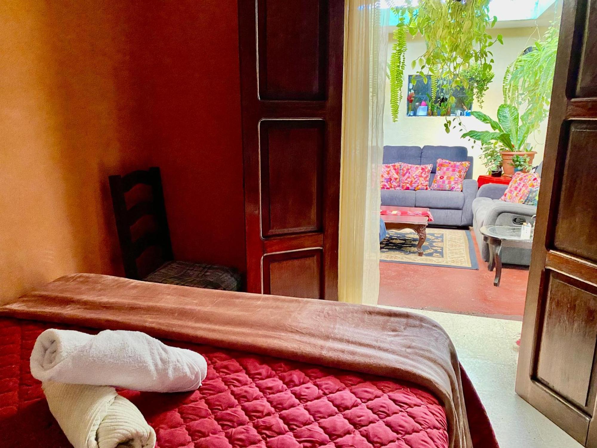 Casa De Leon Hotel Antigua ภายนอก รูปภาพ